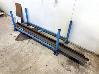 Materialställ och stål