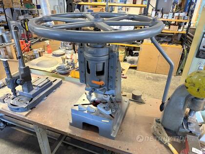 Spindelpress Ageo ESP12/C