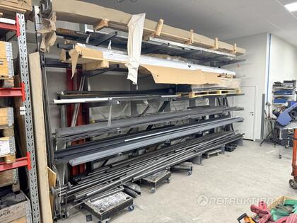Konstruktionsmaterial, plattjärn, rör, balk 