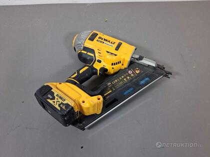Spikpistol, Dewalt