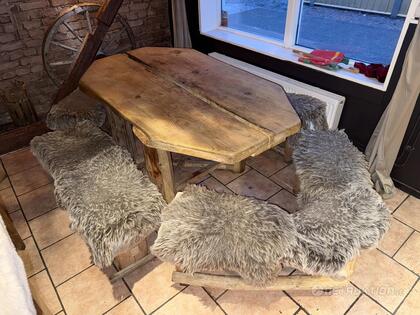 Bord & bänkar, träsrustikt  (5)