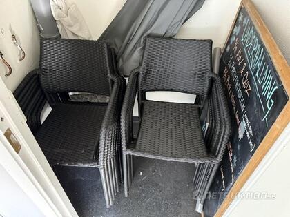 Stolar till uteservering