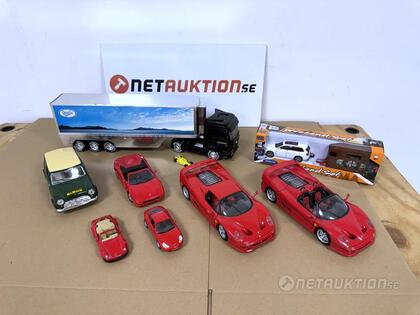 Modellbilar bl.a. Ferrari F50, lastbil mfl Modellbilar bl.a. Ferrari F50, lastbil mfl