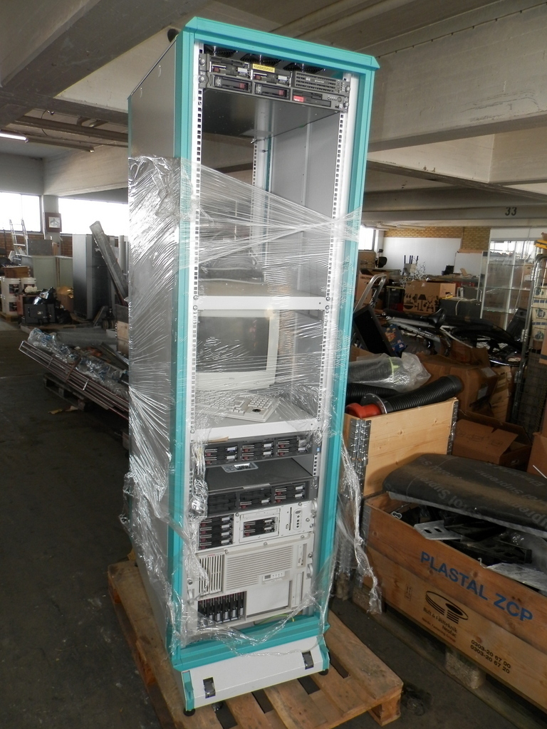 Netauktion - Rittal serverrack (5)