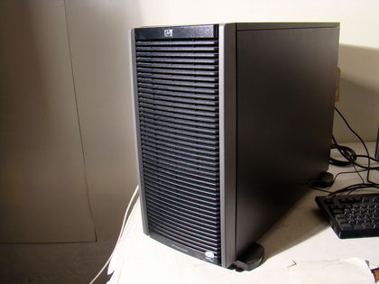 Server - HP ProLiant ML350 G5