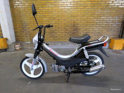 Moped - MGB Korado silver