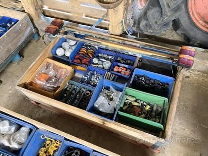 Släpvagnsreflexer, nipplar mm (3)