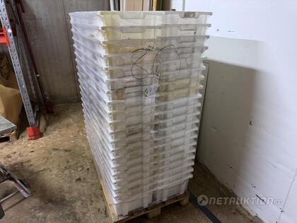 Plastback, 80st
