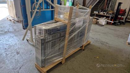 Ombyggd 10ft container High cube