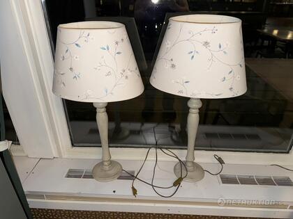 Bord- och fönsterlampor Bord- och fönsterlampor