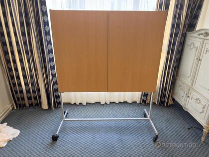 Whiteboardskåp