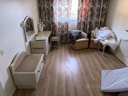 Hotellrumsinredning, möbler