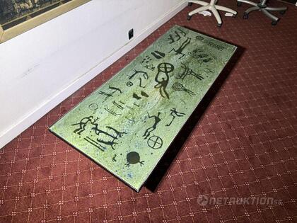 Soffbord med hällristningar, Algot Törneman