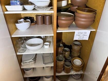 Skålar, porslin och dekoration