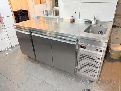 Kylbänk 3-dörrar samt diskho