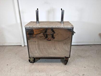 Bardisk med öltapp Bardisk med öltapp