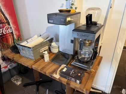 Kaffebryggare + bord