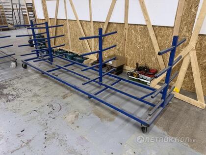 Materialvagn/grenställ 1st 