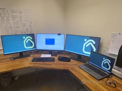 Dell laptop inkl 3st datorskärmar