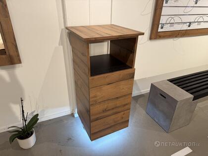 Fikamöbel, butik