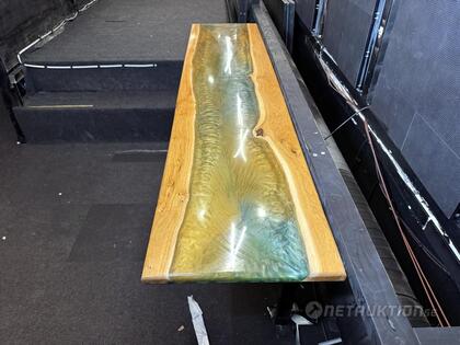 Resinbord "rivermodell" väggfast