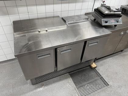 Kylbänk med kylränna
