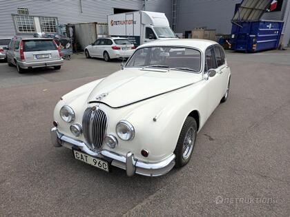 Jaguar Mark II -66 (CAT960) Jaguar Mark II -66 (CAT960)