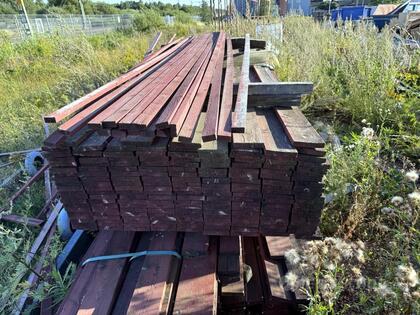 Läkt och panel, grundmålat Läkt och panel, grundmålat