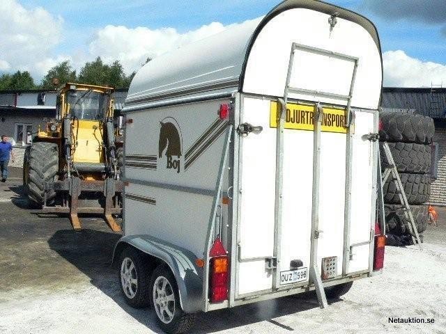 Cheval libert, Hästtransport, Cheval libert, cheval libert, släp