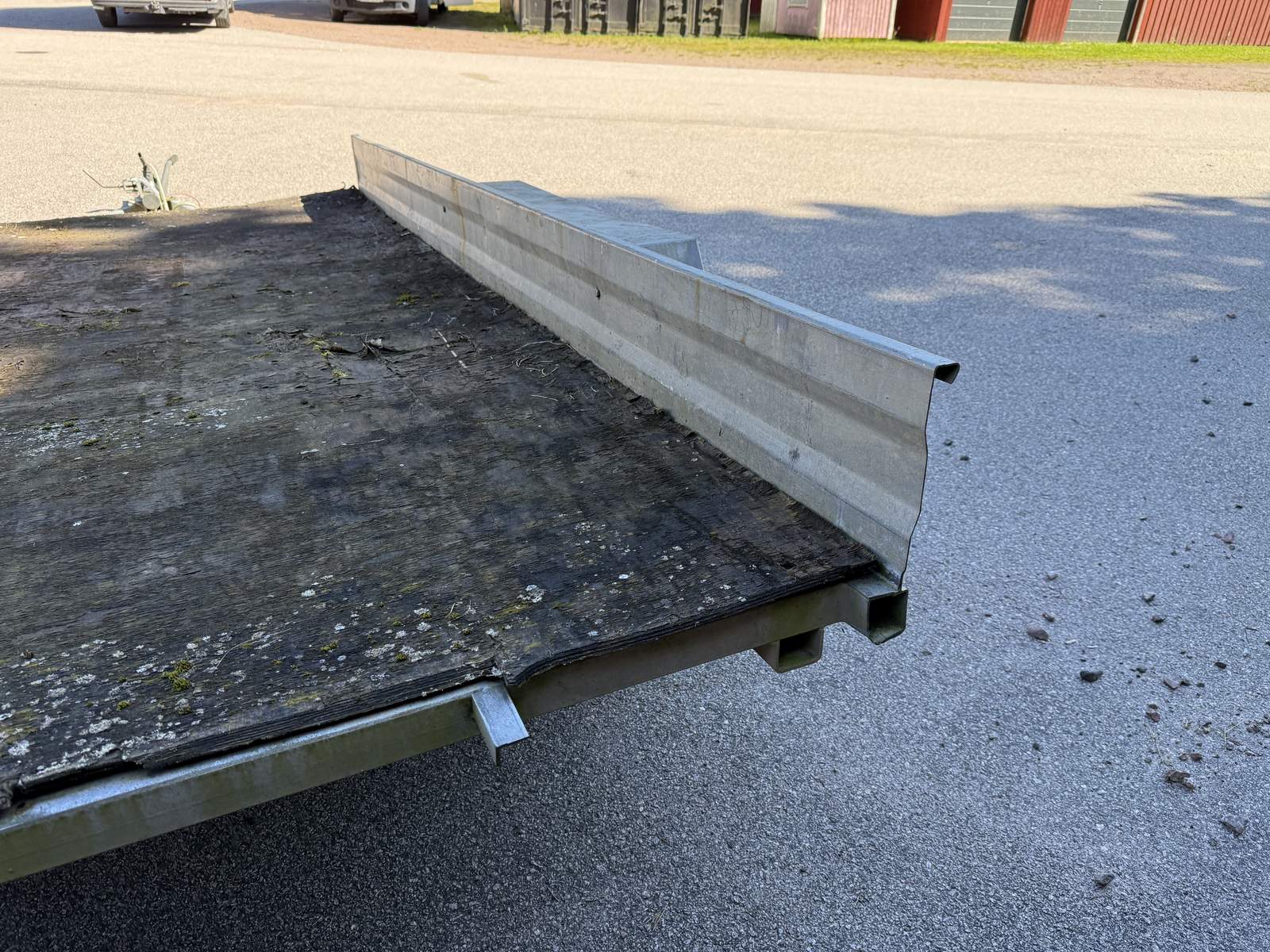 Släpkärra (1) Släpkärra (1)