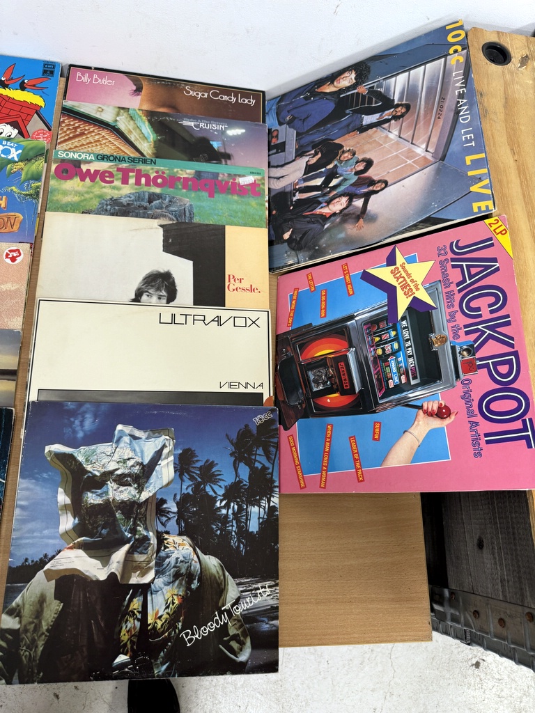 Skivsamling, LP & CD, bl.a. Eddie Meduza Skivsamling, LP & CD, bl.a. Eddie Meduza