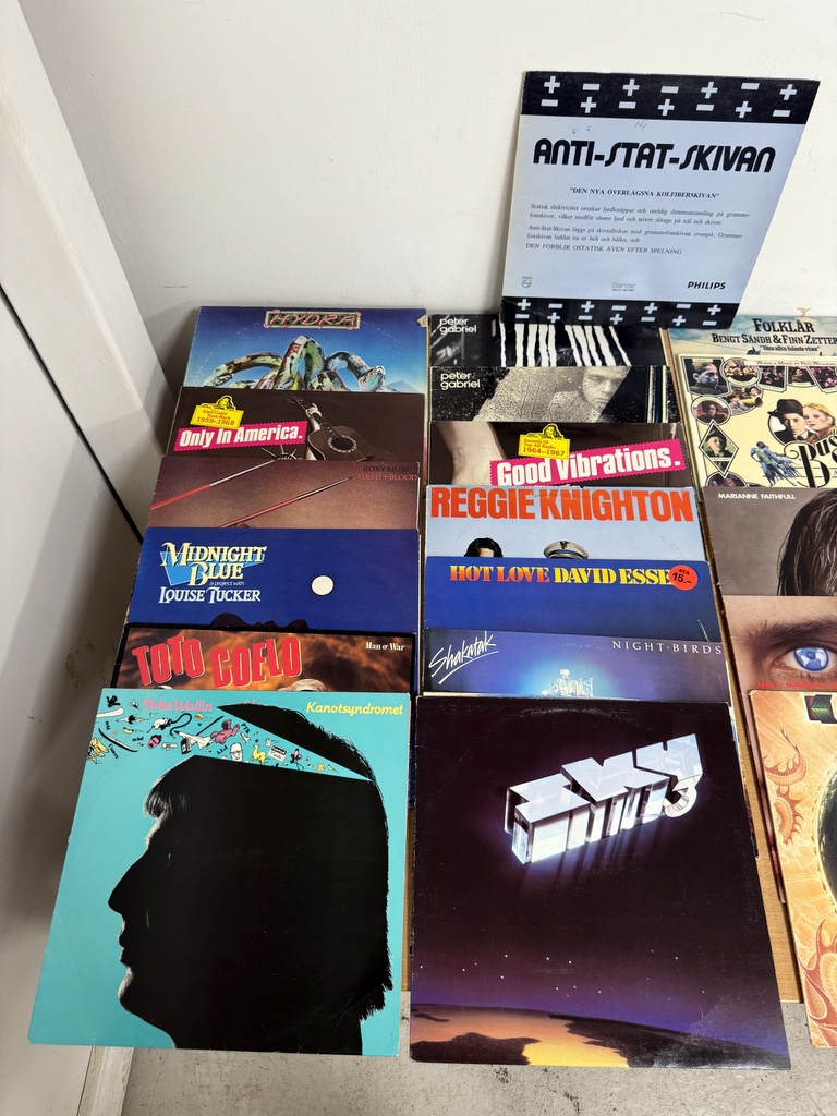 Skivsamling, LP & CD, bl.a. Eddie Meduza Skivsamling, LP & CD, bl.a. Eddie Meduza