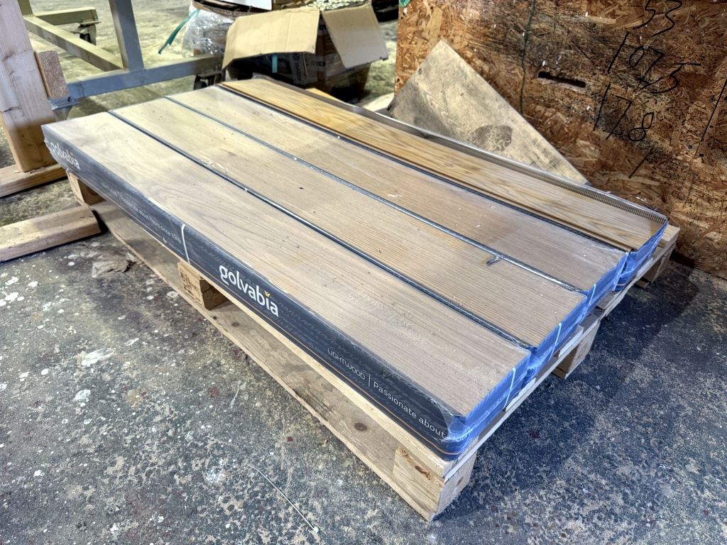 Lightwood Plank Ek, ca 6kvm Lightwood Plank Ek, ca 6kvm
