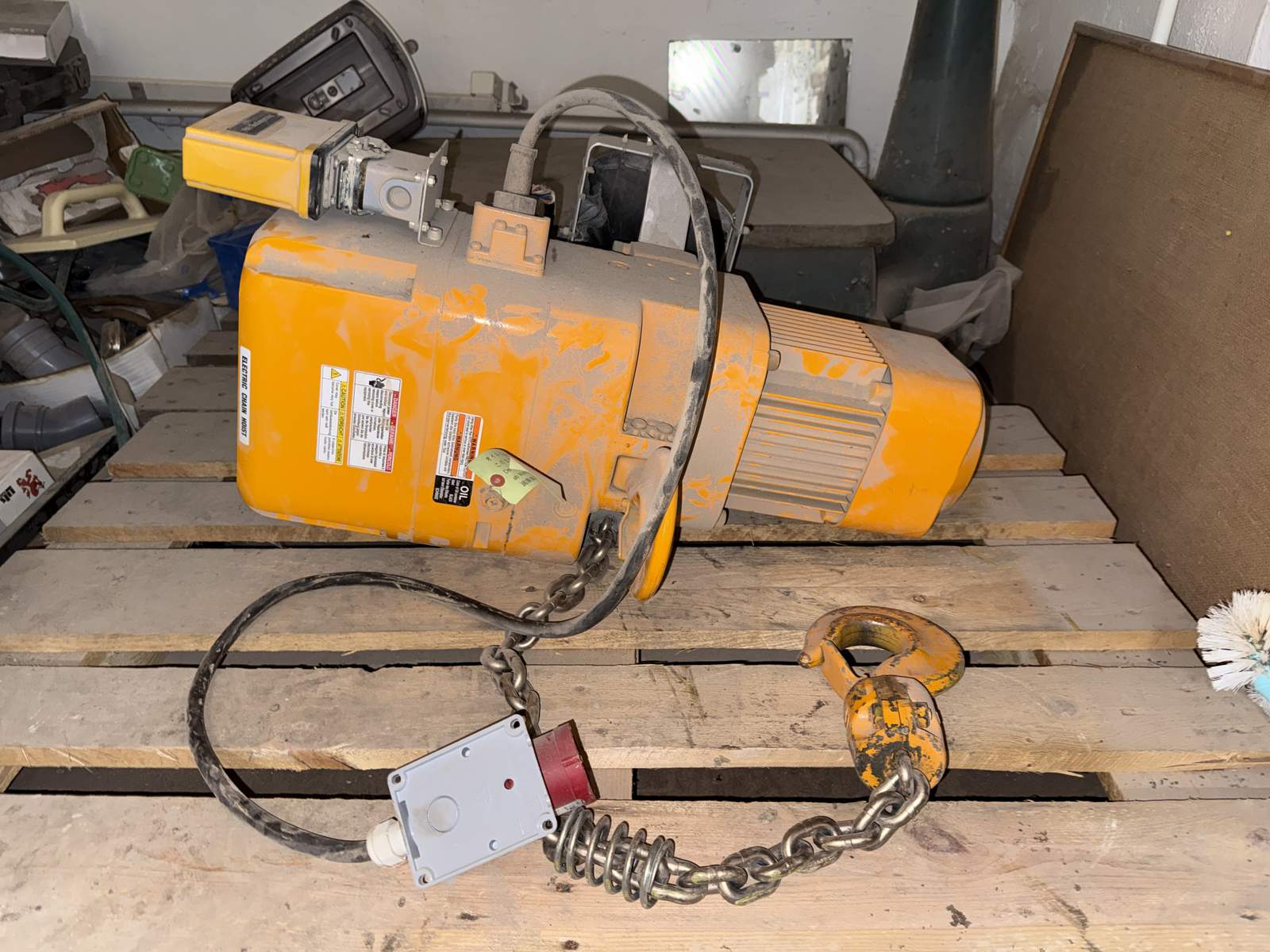 Travers Kito Corp 2-ton