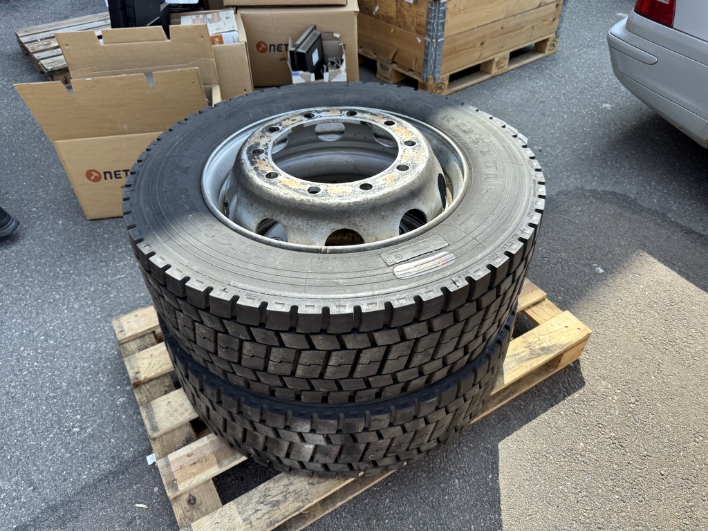 Lastbilsdäck Michelin 295/60R22,5 Lastbilsdäck Michelin 295/60R22,5