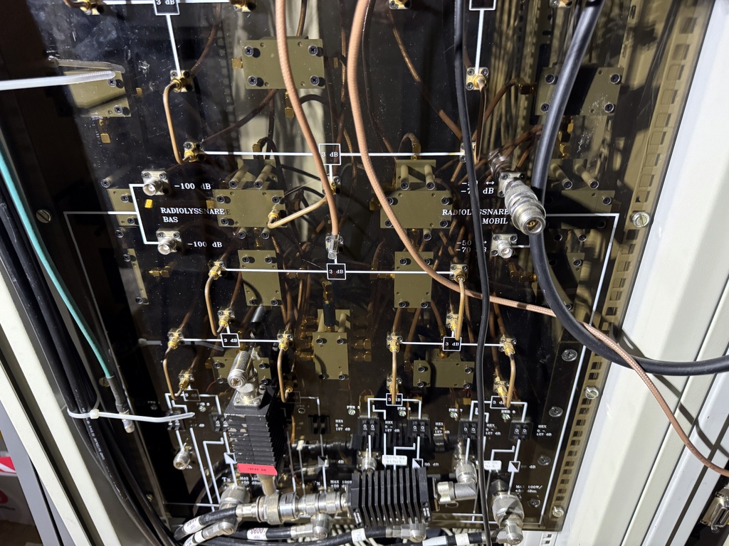 Serverskåp med innehåll 2G Serverskåp med innehåll 2G