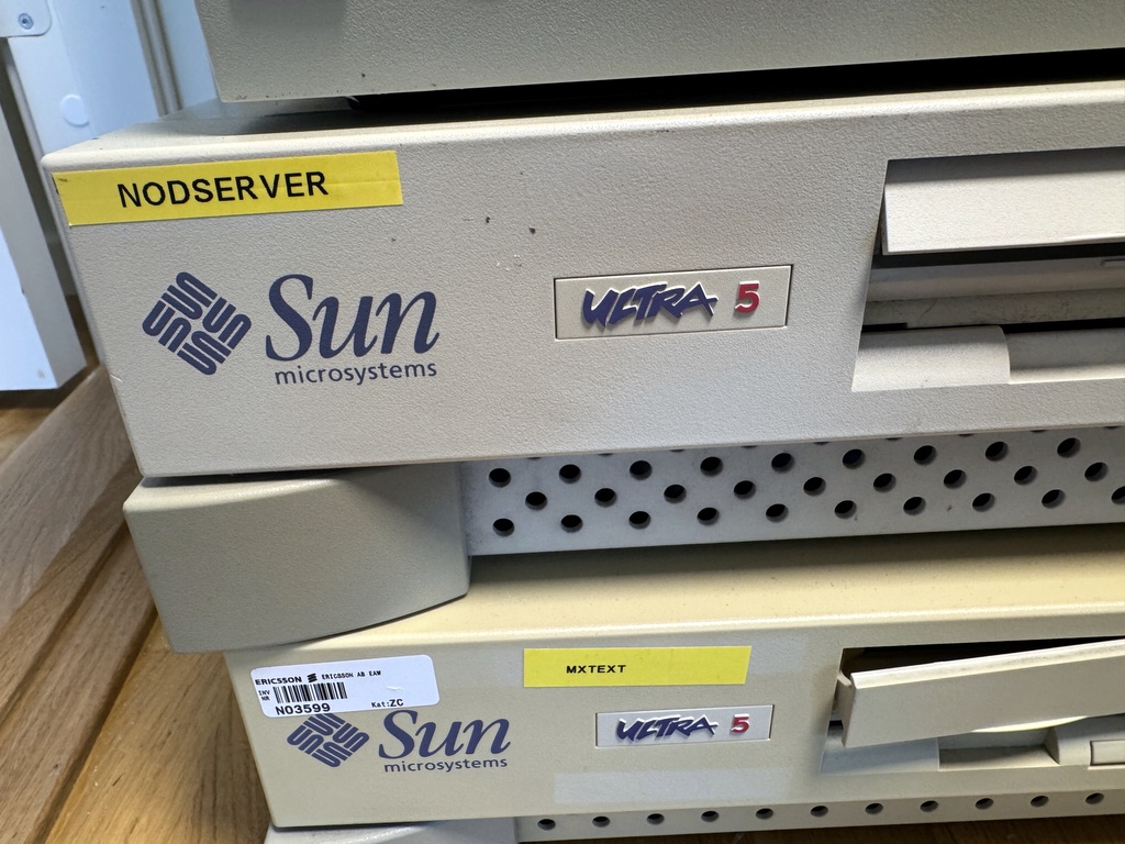 Äldre datorer mm Äldre datorer mm