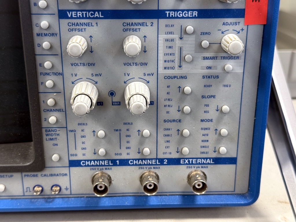 Oscilloscope LeCroy 9450 Dual 350MHz Oscilloscope LeCroy 9450 Dual 350MHz
