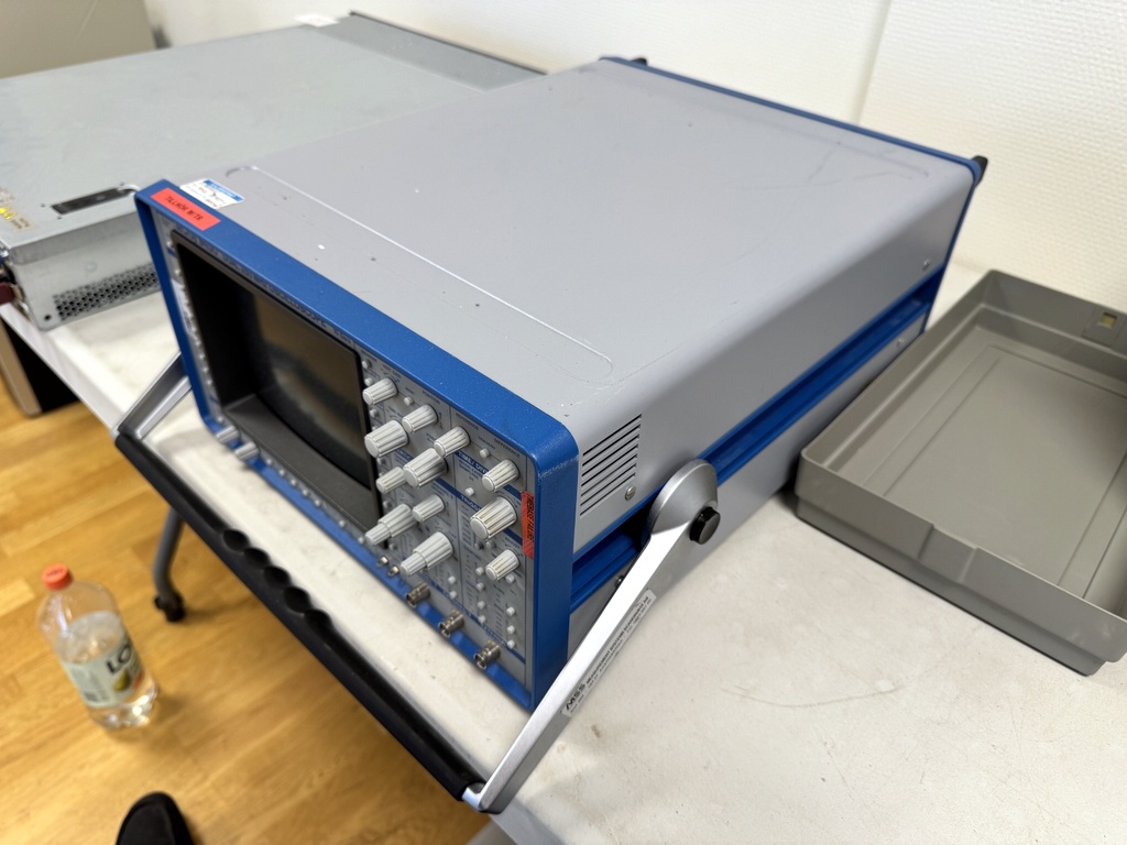 Oscilloscope LeCroy 9450 Dual 350MHz Oscilloscope LeCroy 9450 Dual 350MHz
