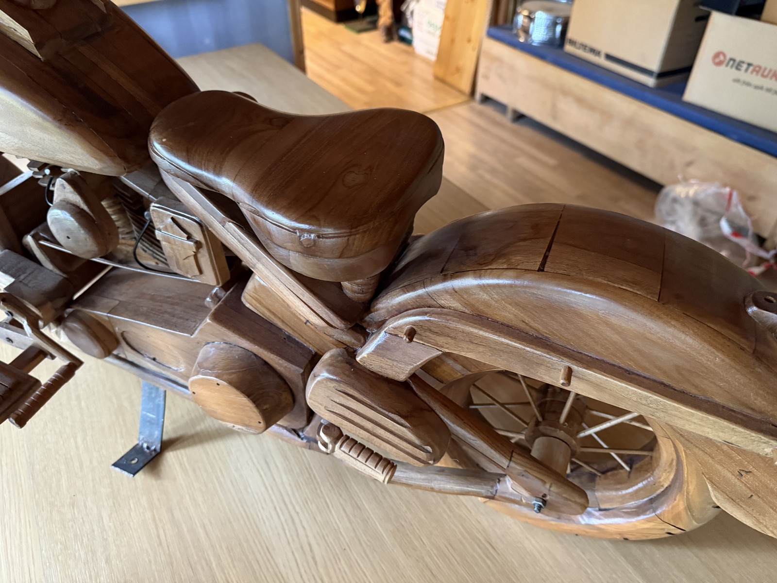 Harley Davidson, trä Harley Davidson, trä