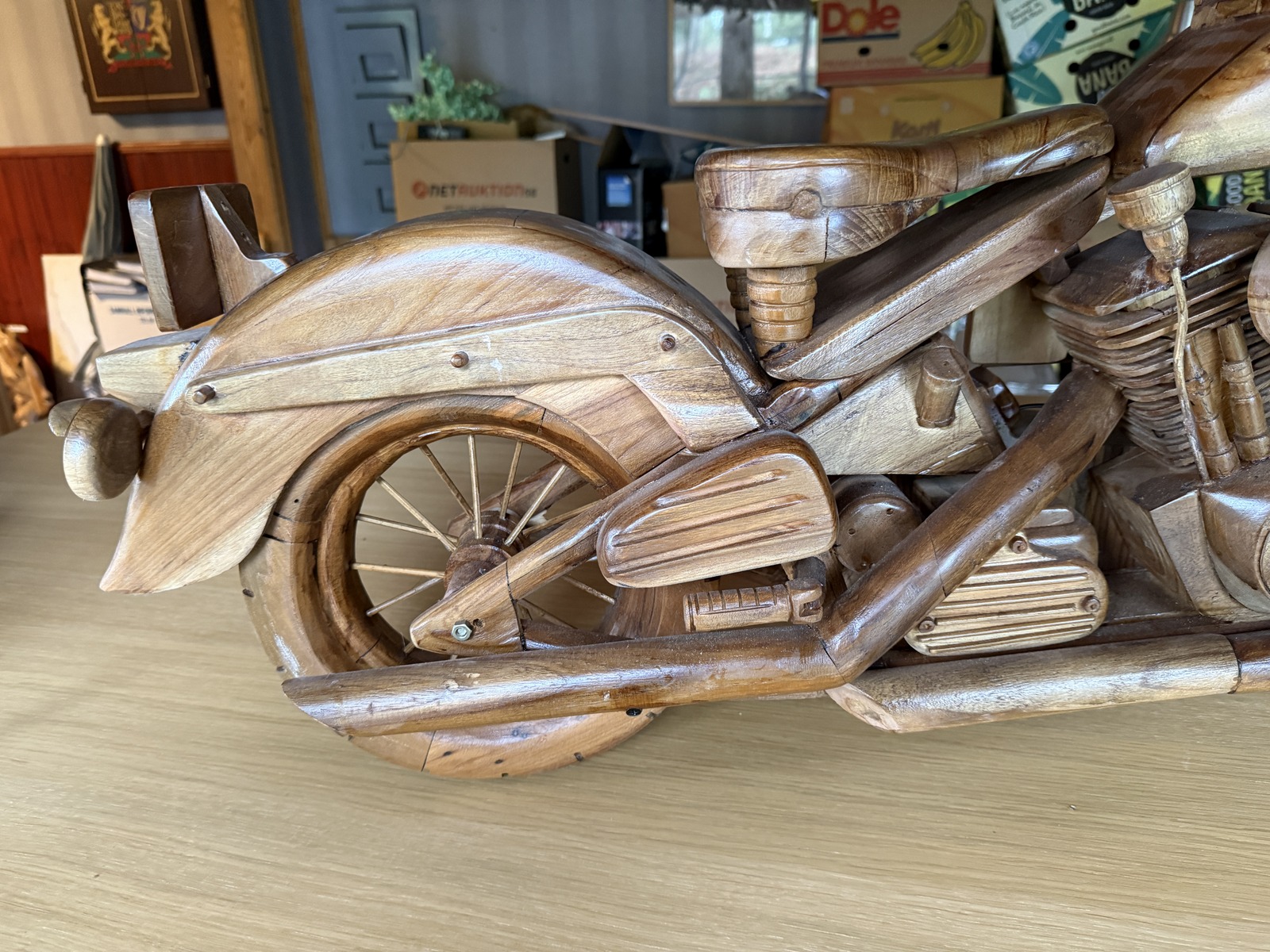 Harley Davidson, trä Harley Davidson, trä