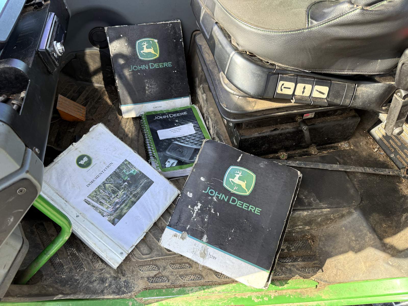 Skördare John Deere 1470G Skördare John Deere 1470G