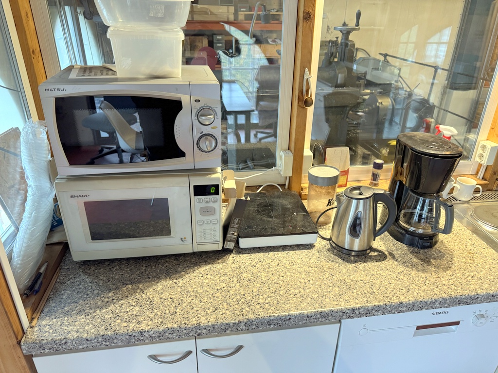 Mikrovågsugnar och kaffebryggare