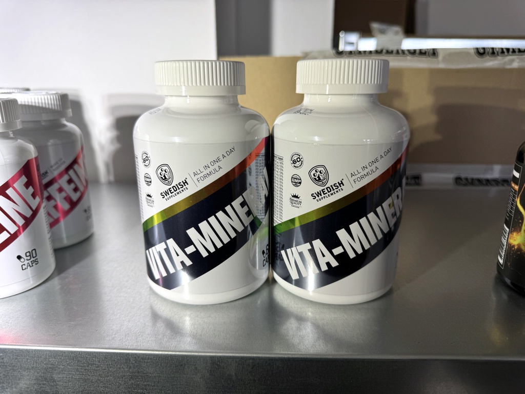 Ett parti kosttillskor och vitaminer mm Ett parti kosttillskor och vitaminer mm