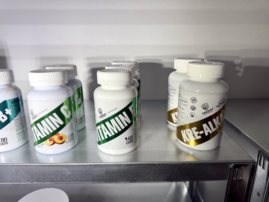 Ett parti kosttillskor och vitaminer mm Ett parti kosttillskor och vitaminer mm